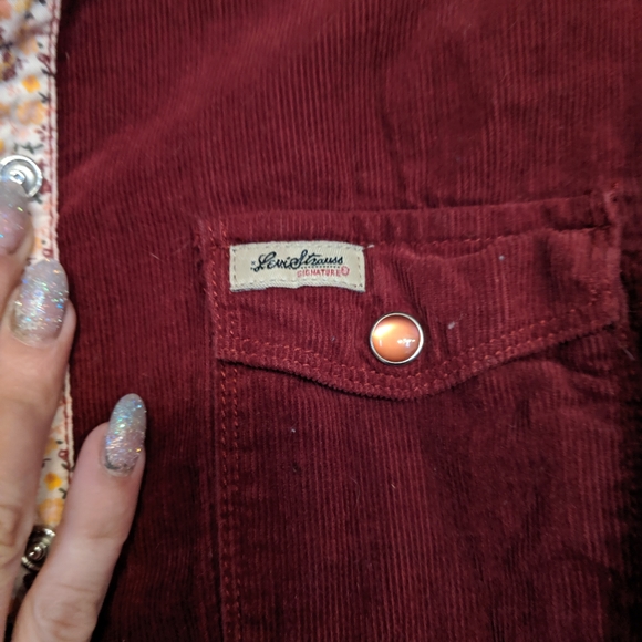 Corduroy button up - Picture 3 of 3